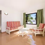 Flamingo Apartment *
