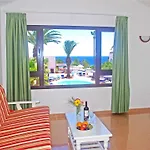 Flamingo Apartment *
