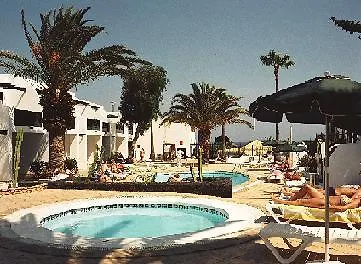 Flamingo * بويرتو ذيل كارمين