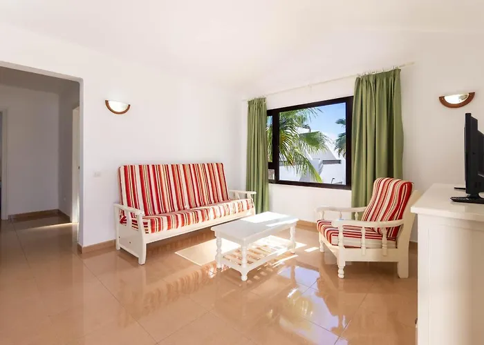 Flamingo Apartment *